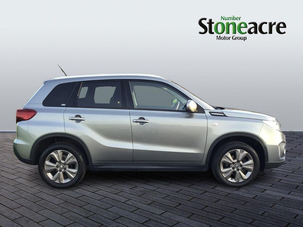 Suzuki Vitara Image 7