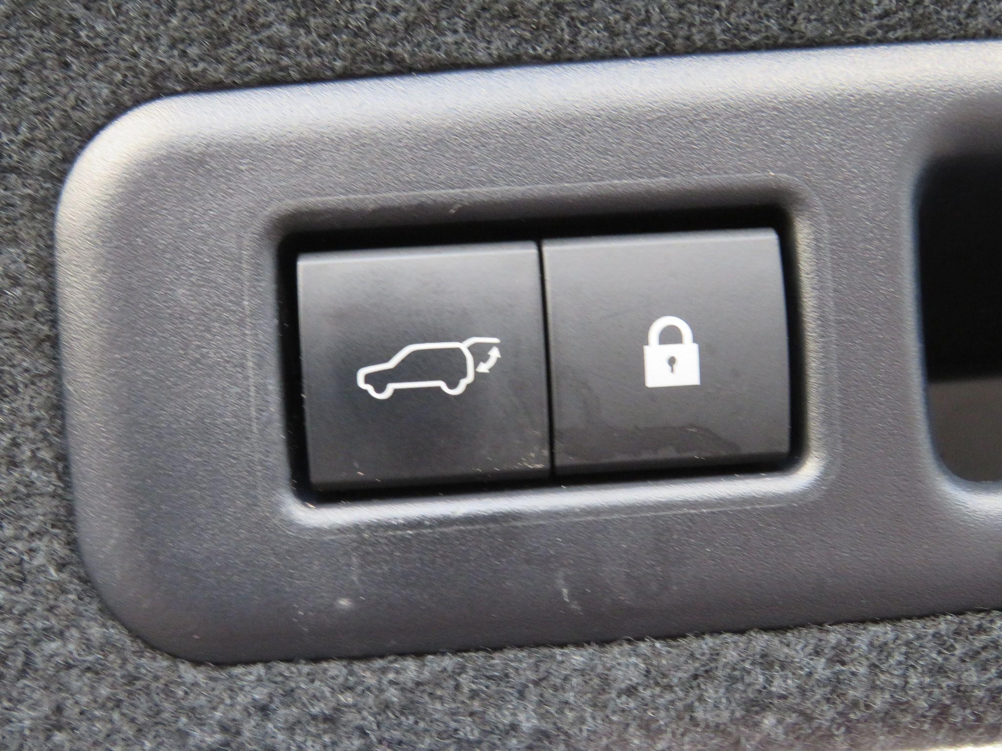 Lexus RX Self-Charging Hybrid Image 29