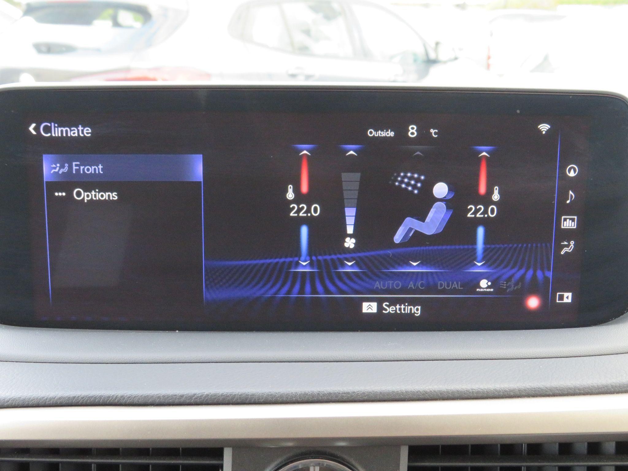 Lexus RX Self-Charging Hybrid Image 50