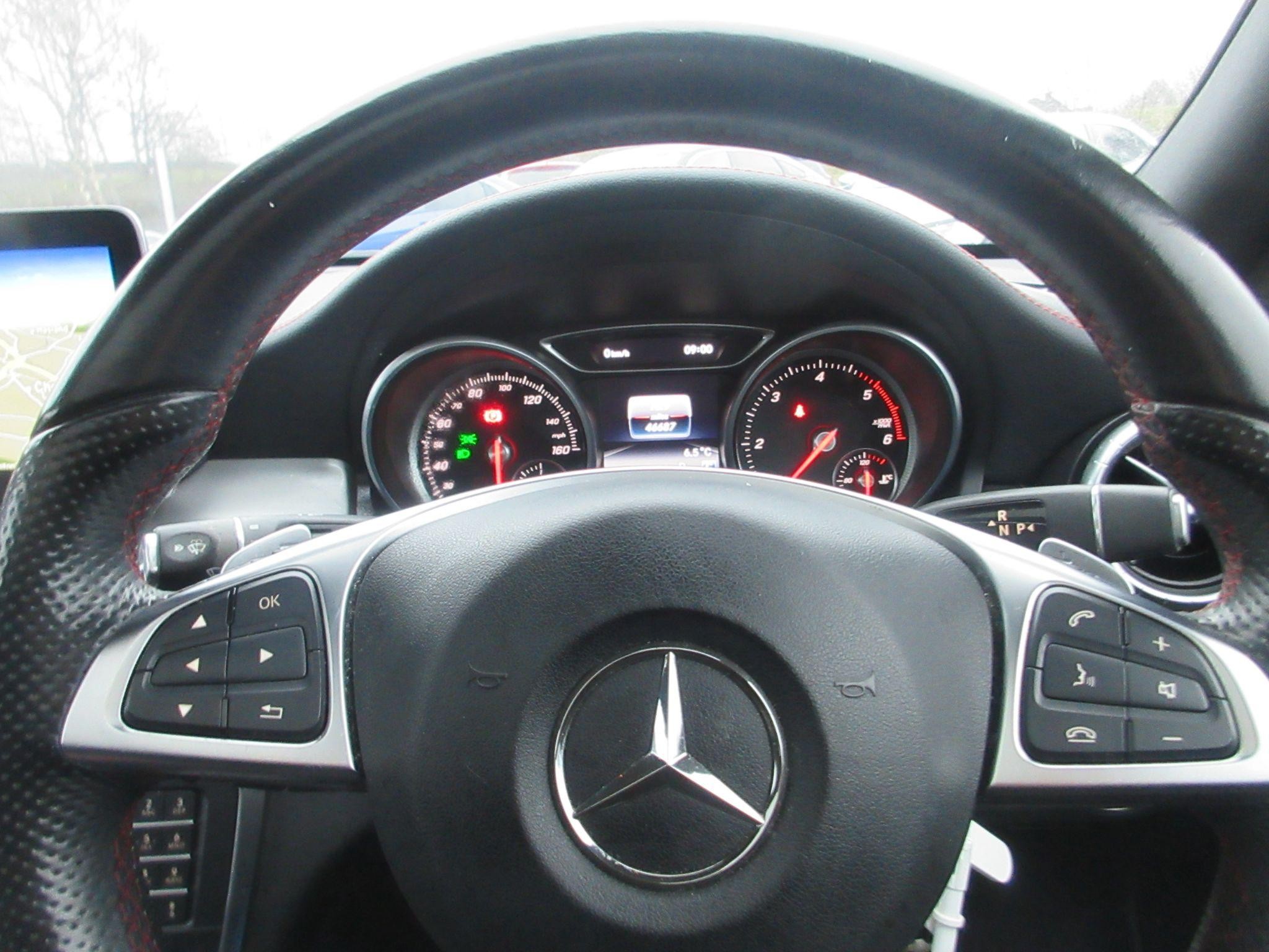 Mercedes-Benz CLA Image 41