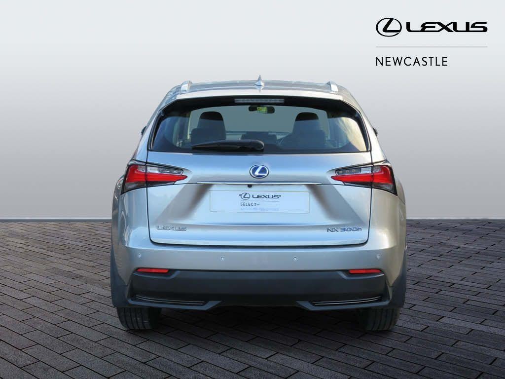 Lexus NX Image 6