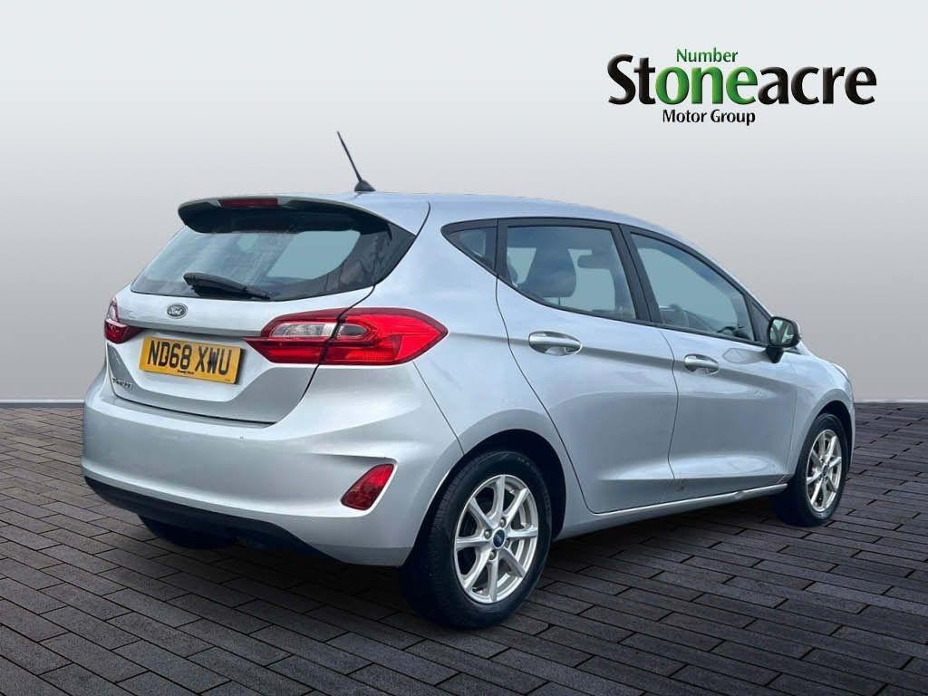 Ford Fiesta Image 3