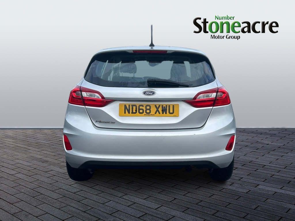 Ford Fiesta Image 4