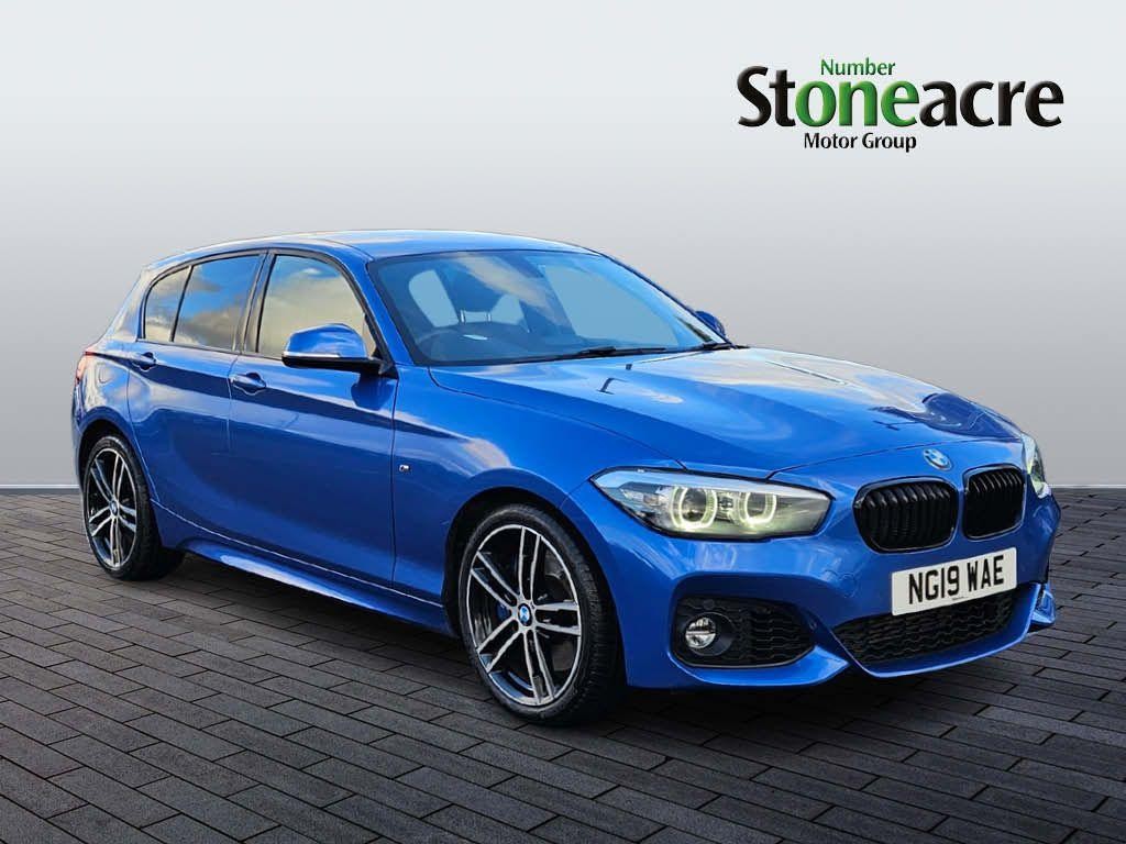 BMW 1 Series Image 1