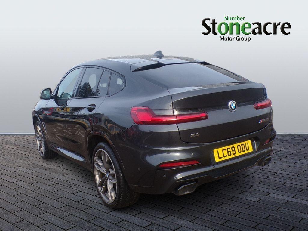 BMW X4 Image 4