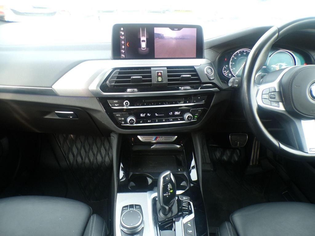 BMW X4 Image 11