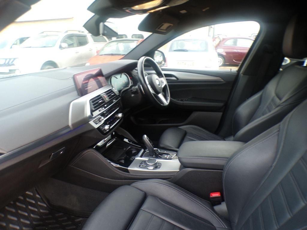 BMW X4 Image 26