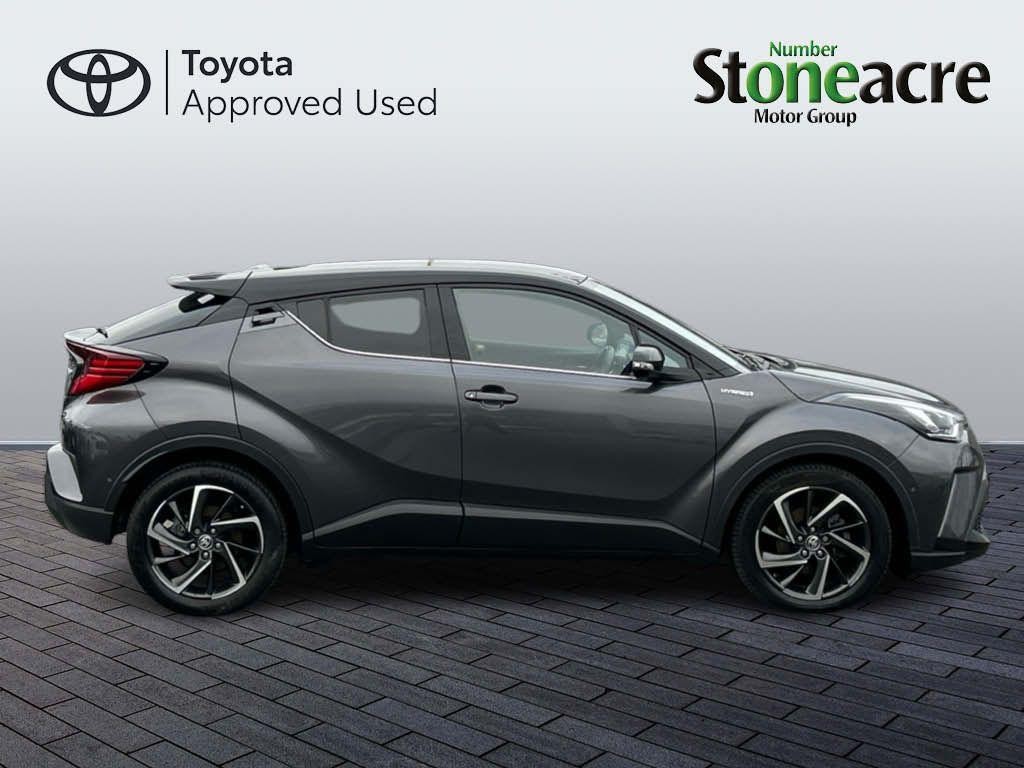 Toyota C-HR Image 4