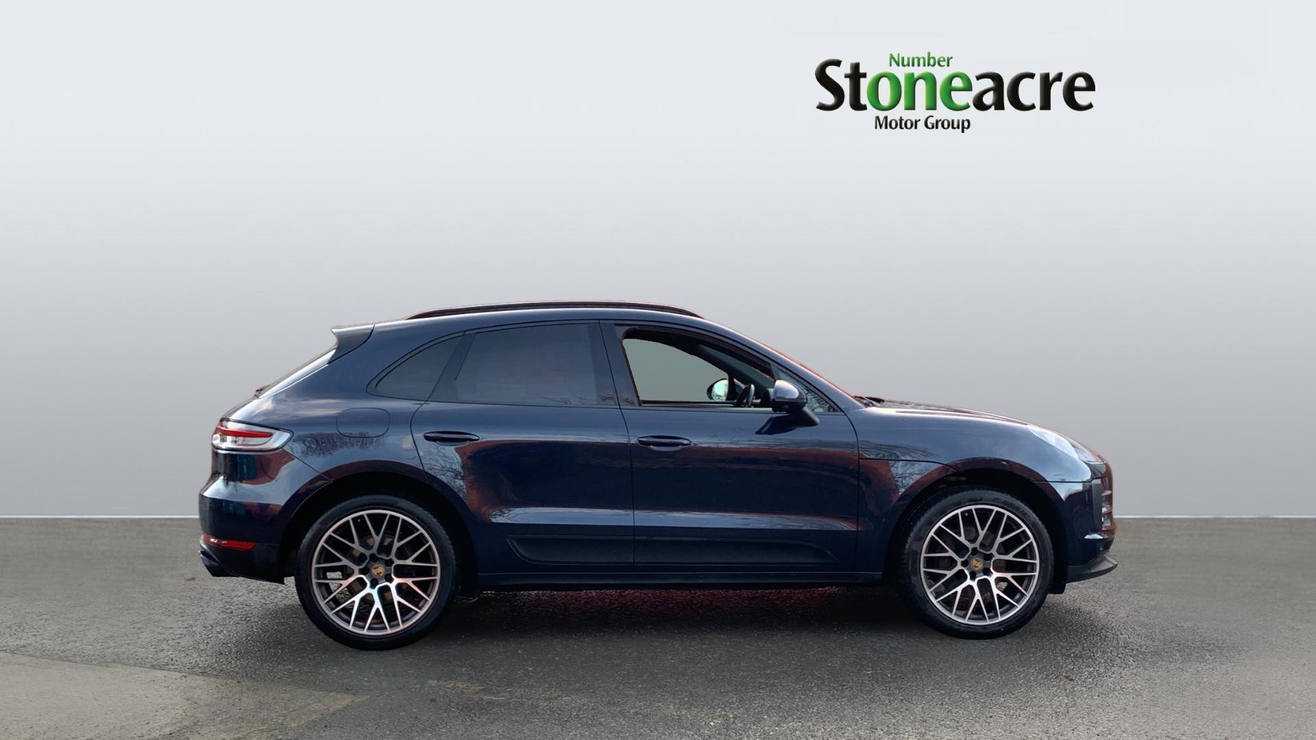 Porsche Macan Image 3