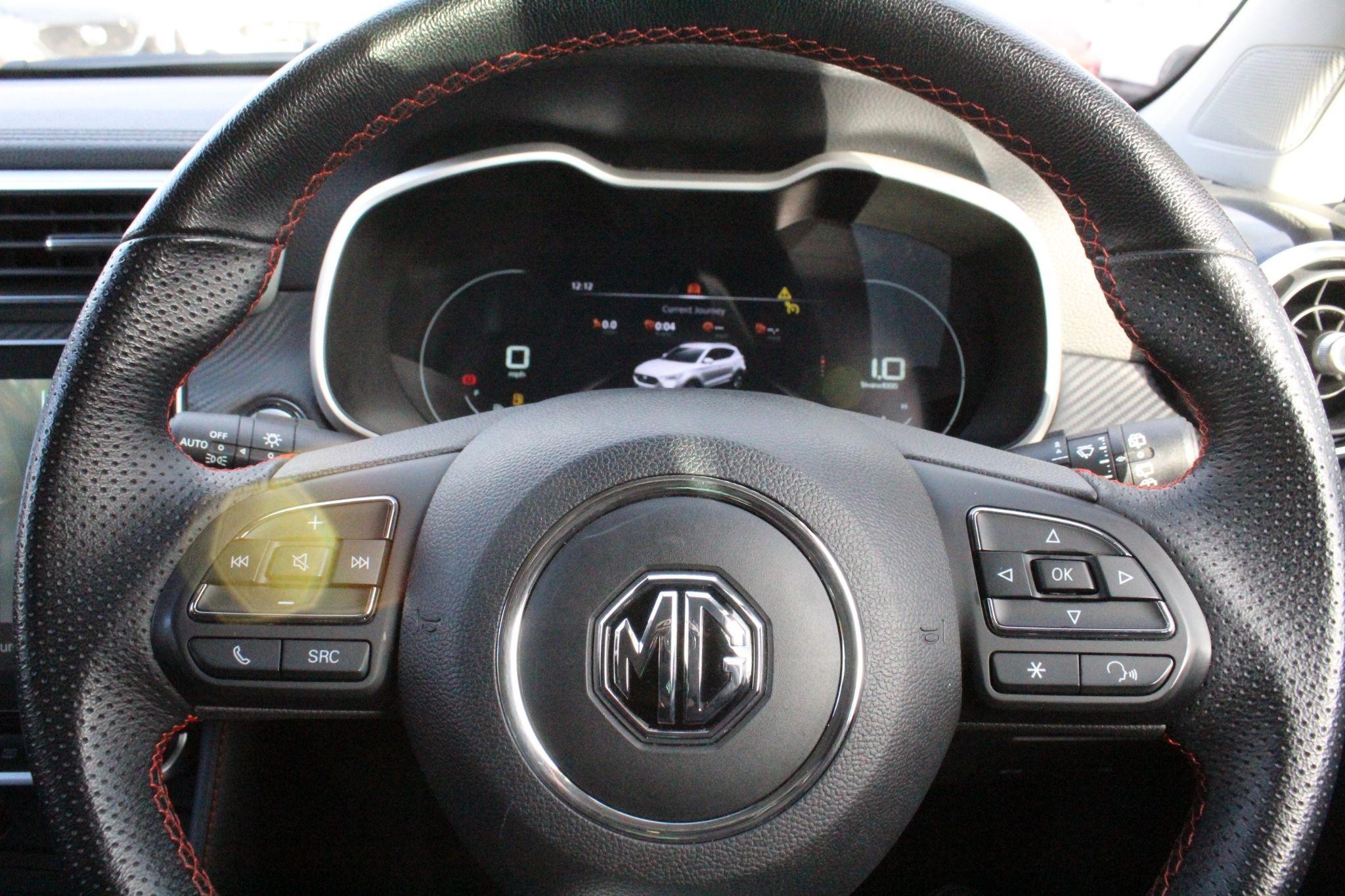 MG ZS Image 16