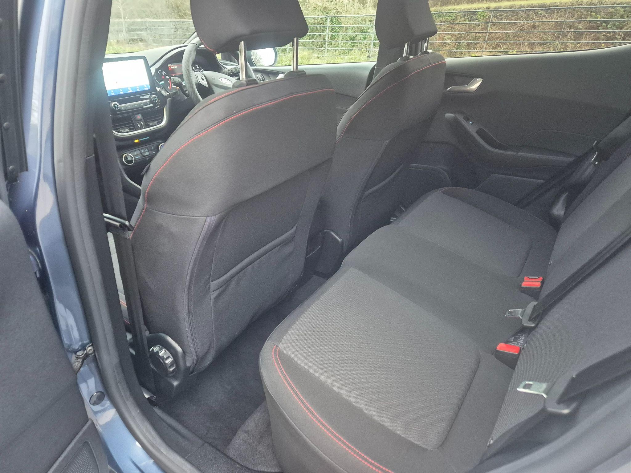 Ford Fiesta Image 18