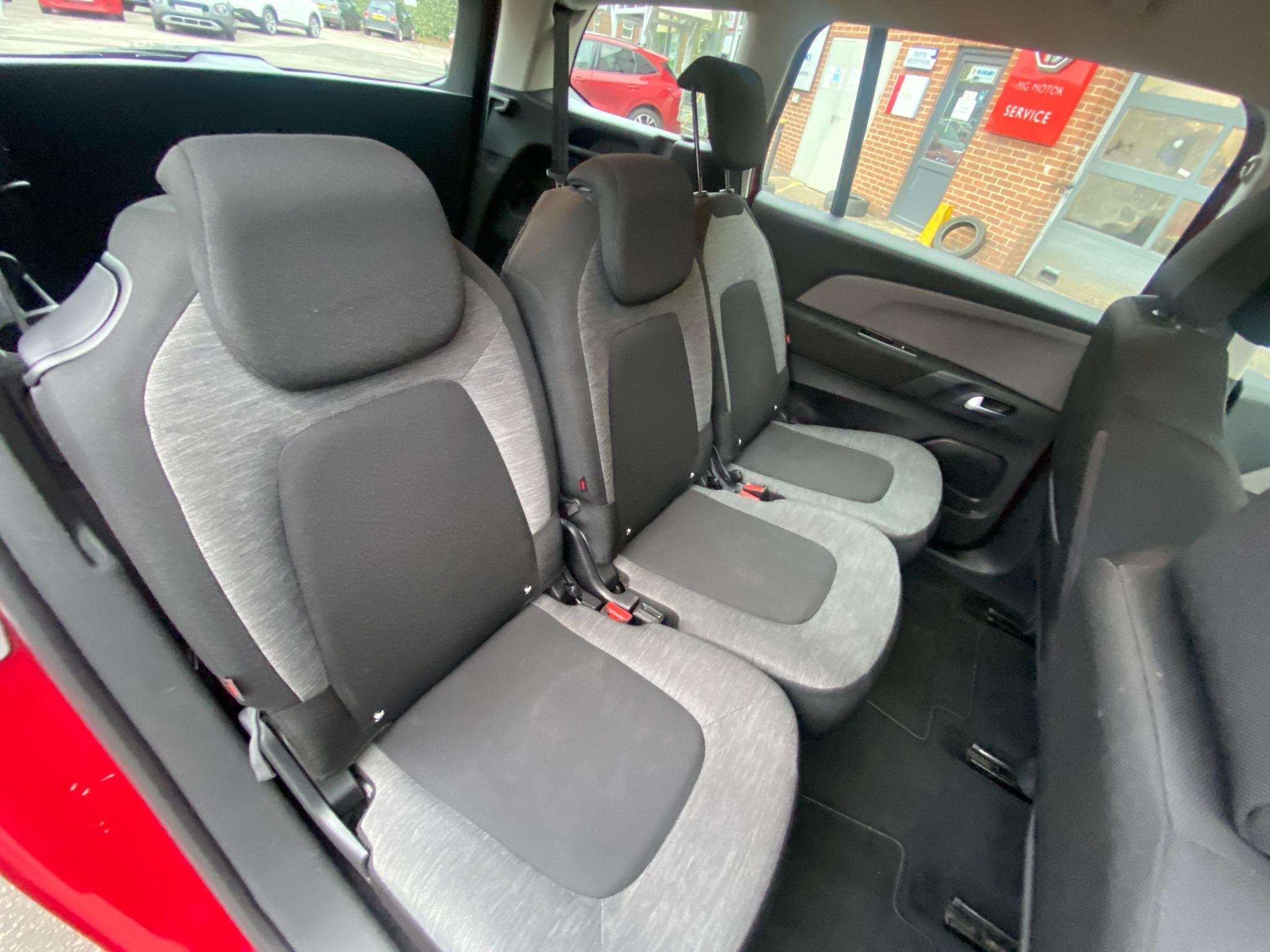 Citroen Grand C4 SpaceTourer Image 11