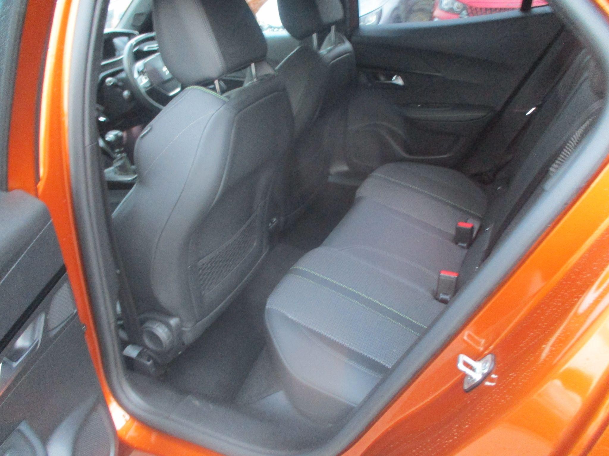 Peugeot 2008 Image 16