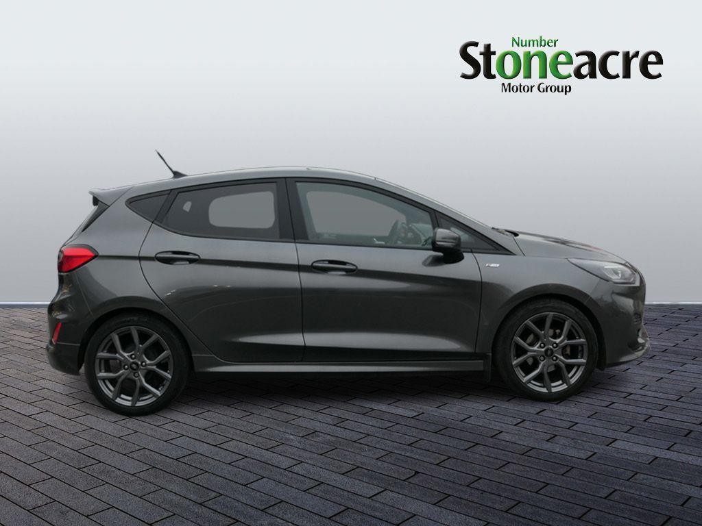 Ford Fiesta Image 7