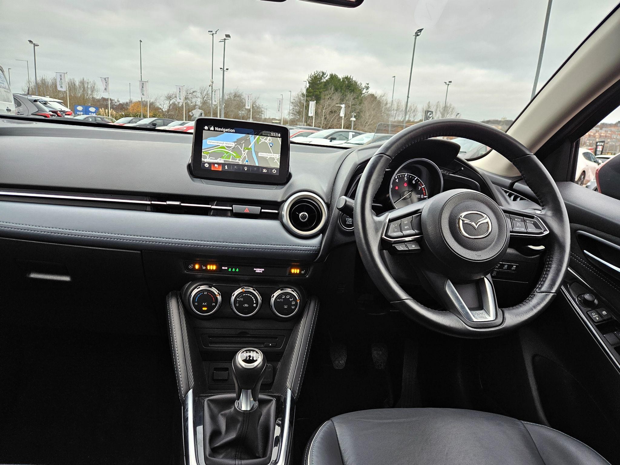 Mazda2 Image 12