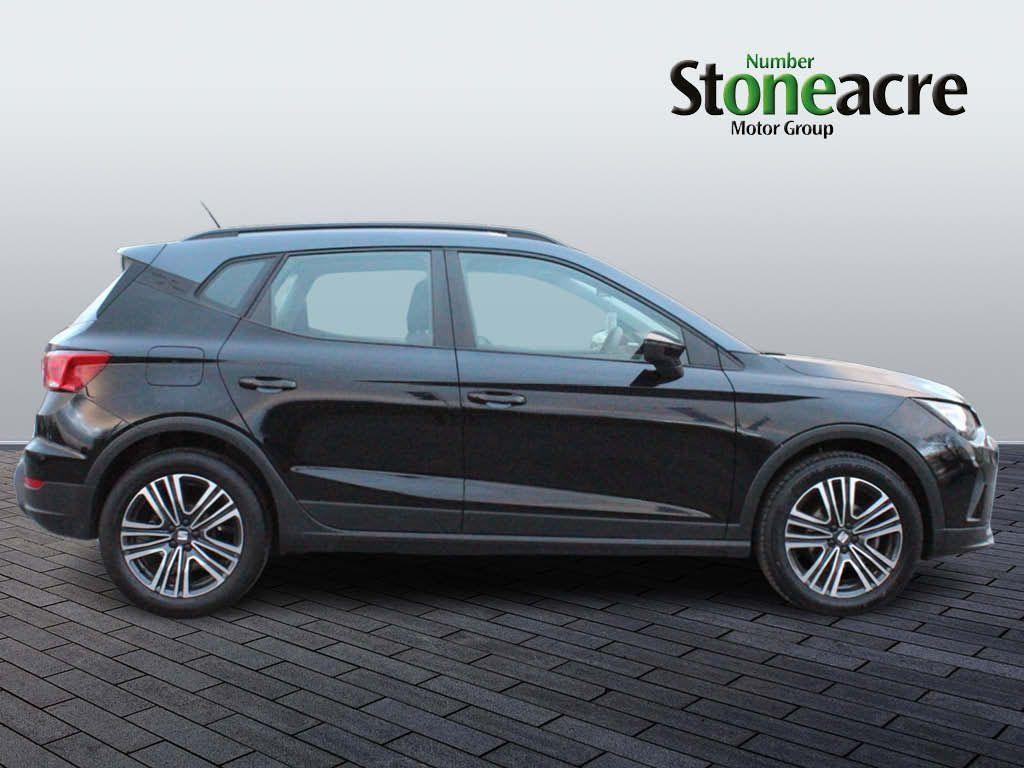 SEAT Arona Image 2