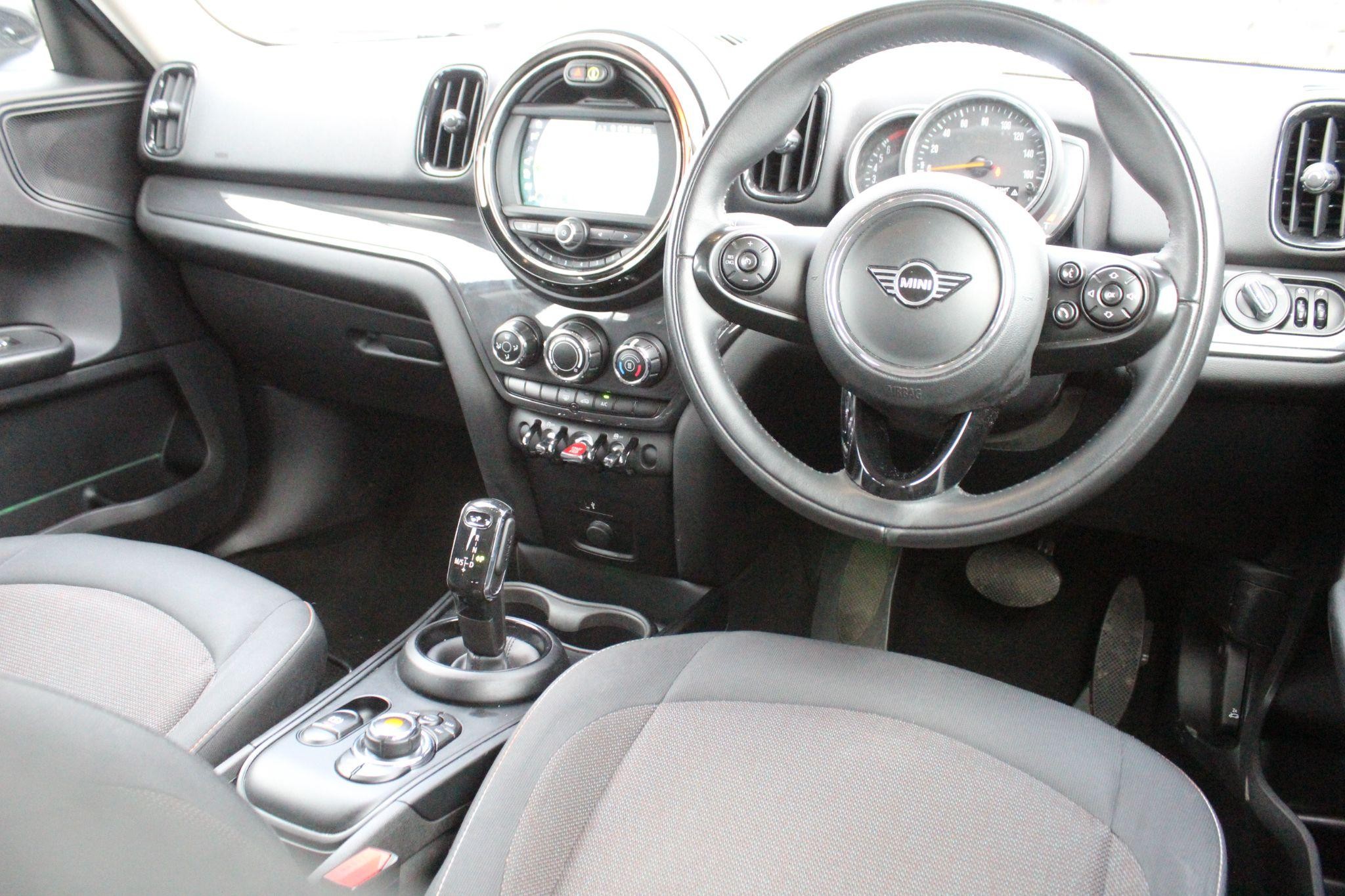 MINI Countryman Image 12