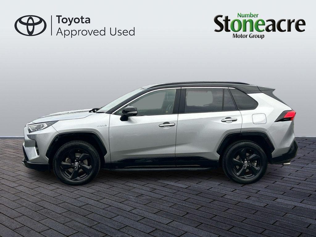 Toyota RAV4 Image 8