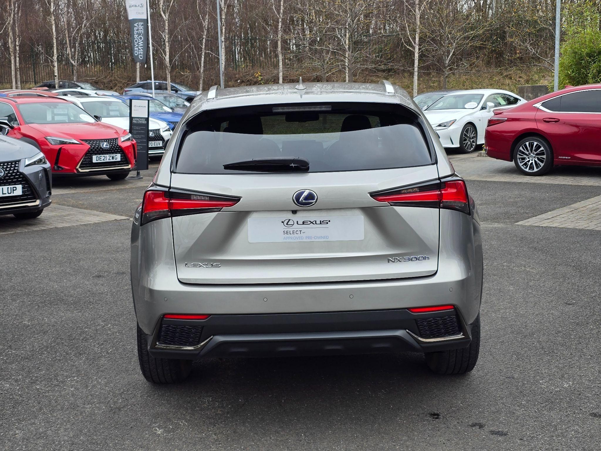 Lexus NX Image 6