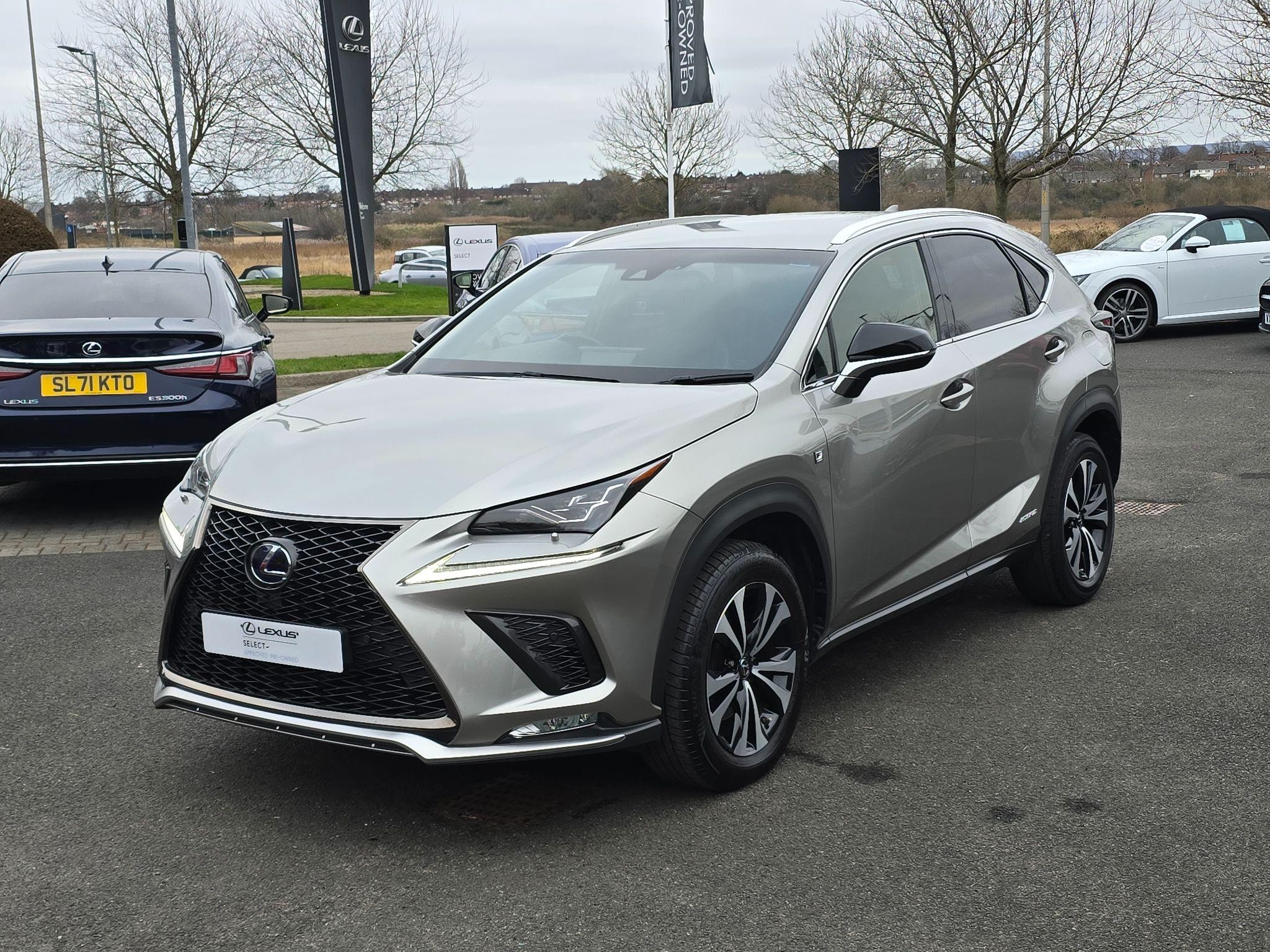 Lexus NX Image 9