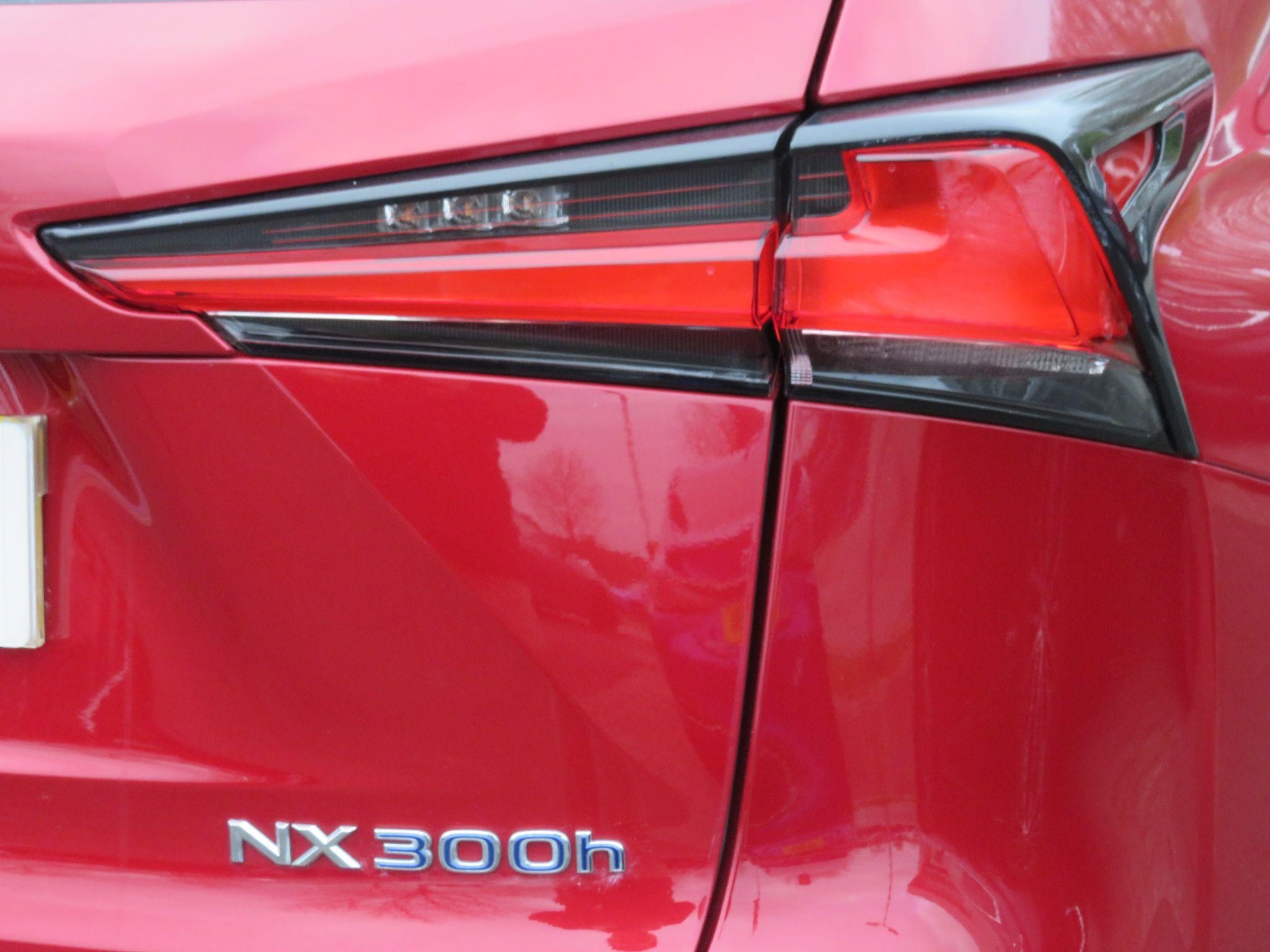 Lexus NX Image 49