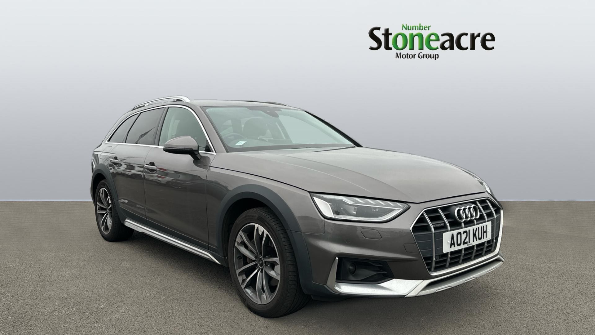 Audi A4 Allroad Image 1