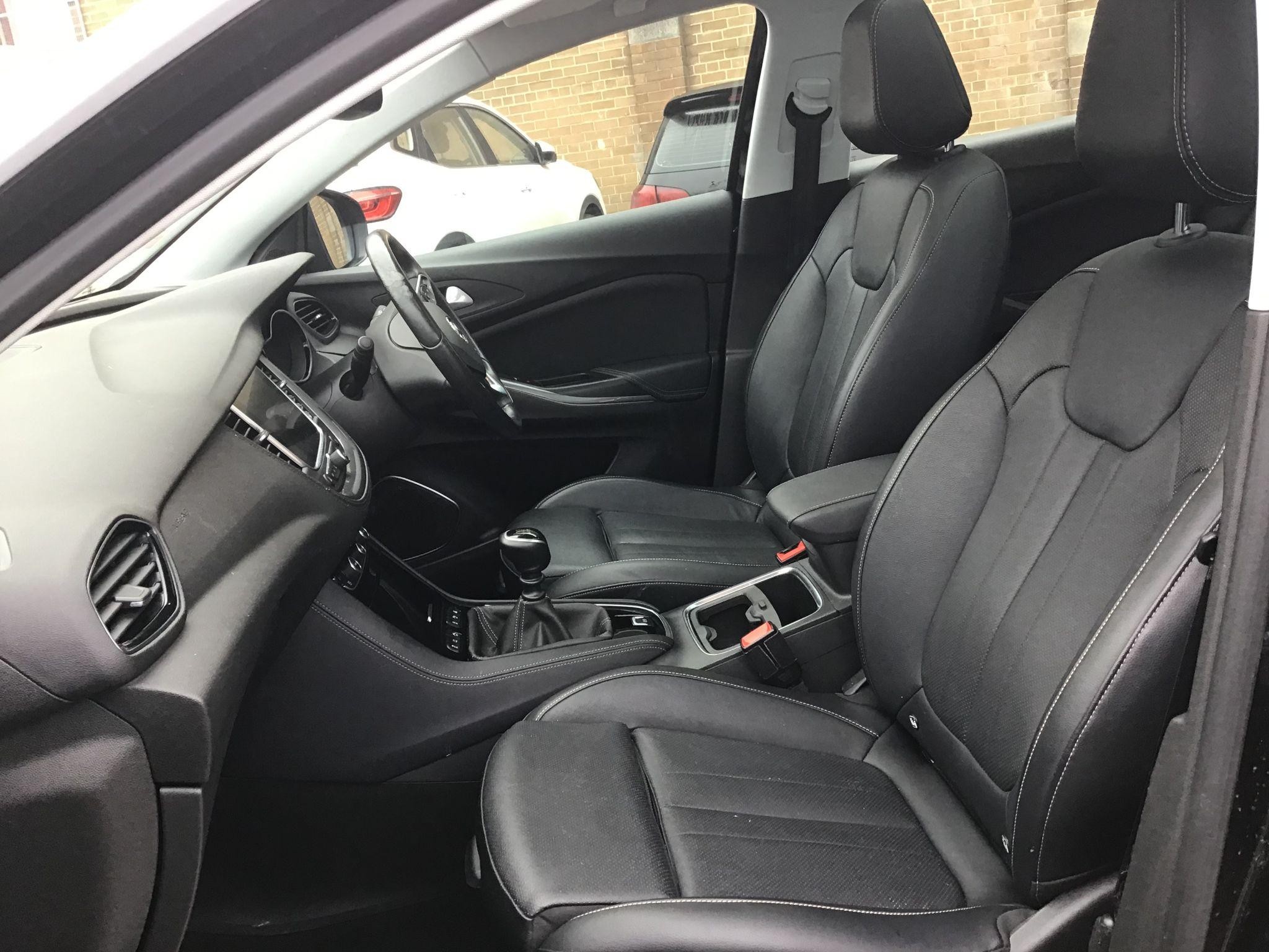 Vauxhall Grandland X Image 12