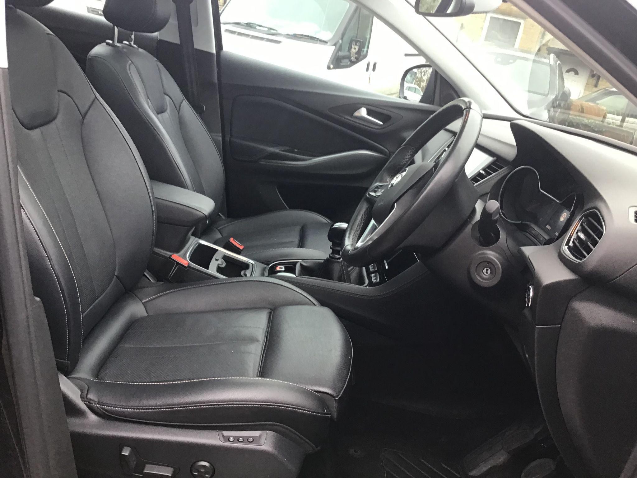 Vauxhall Grandland X Image 14