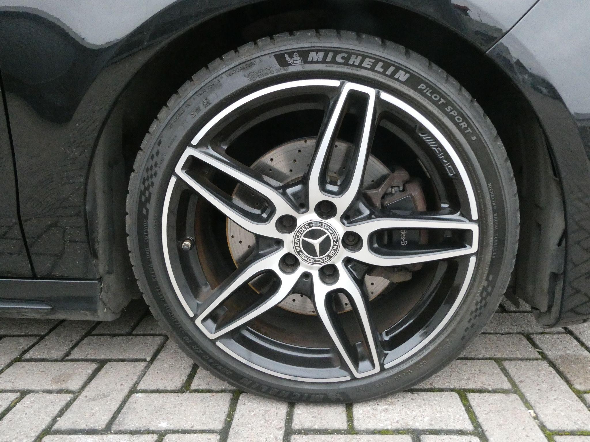 Mercedes-Benz CLA Image 9