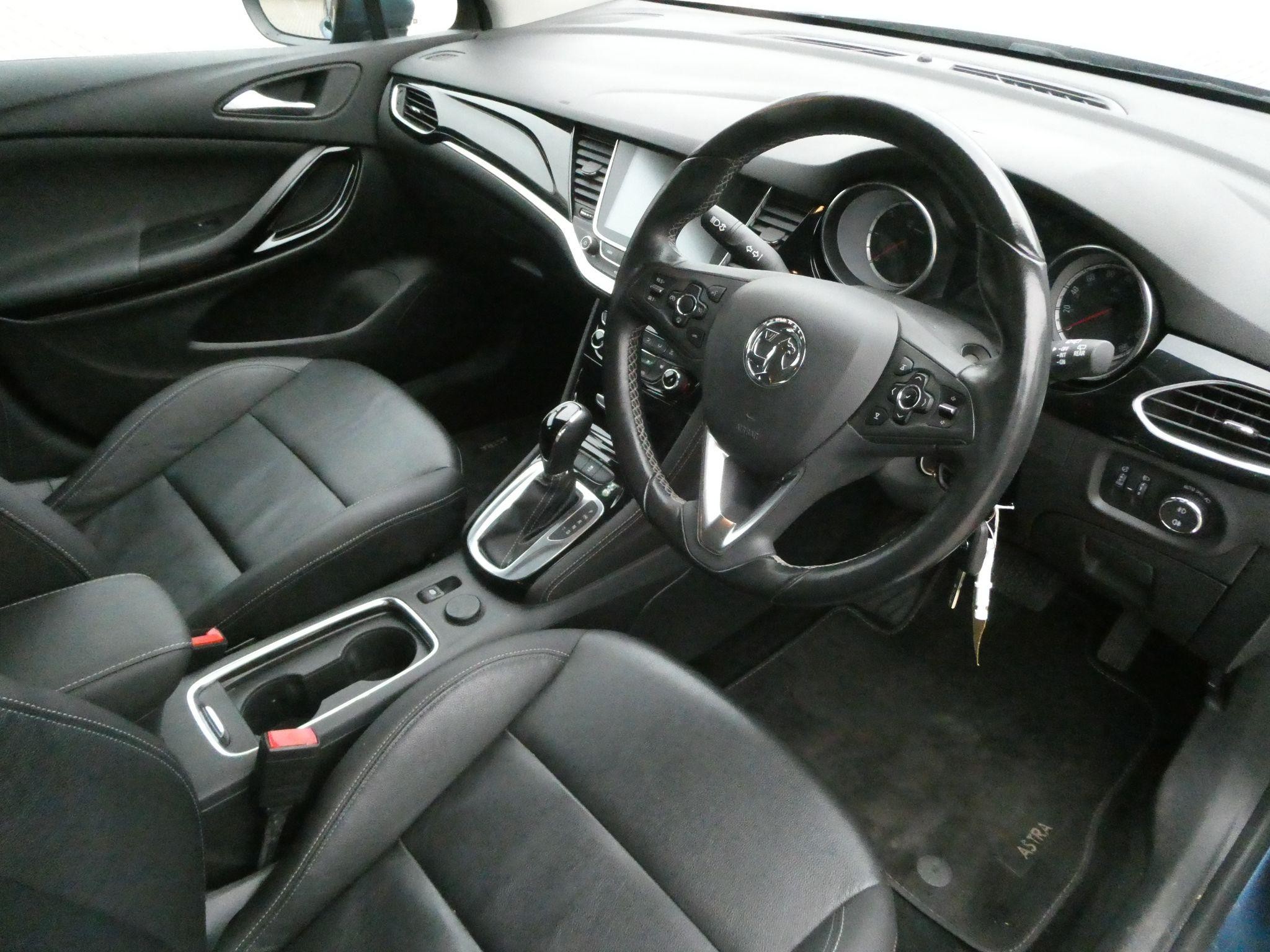 Vauxhall Astra Image 11