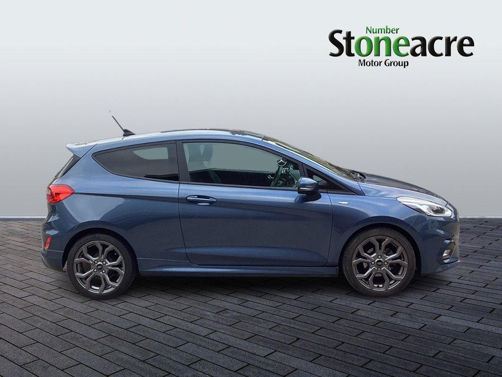 Ford Fiesta Image 2