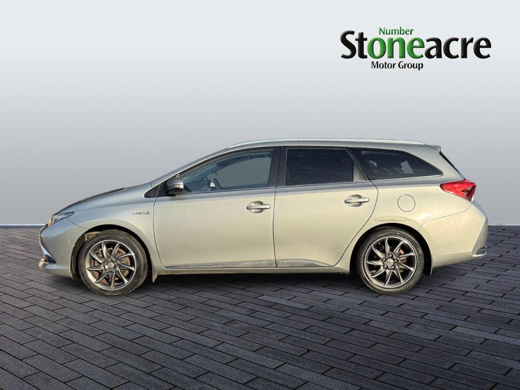 Toyota Auris Image 6