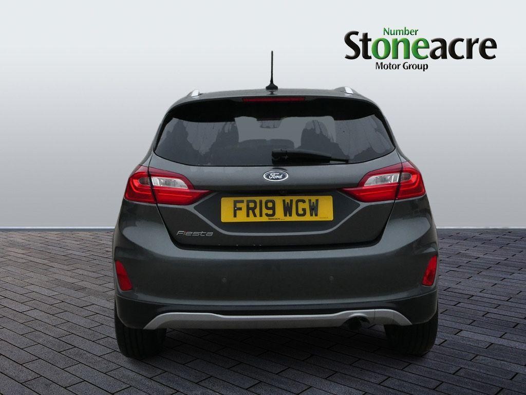 Ford Fiesta Image 4