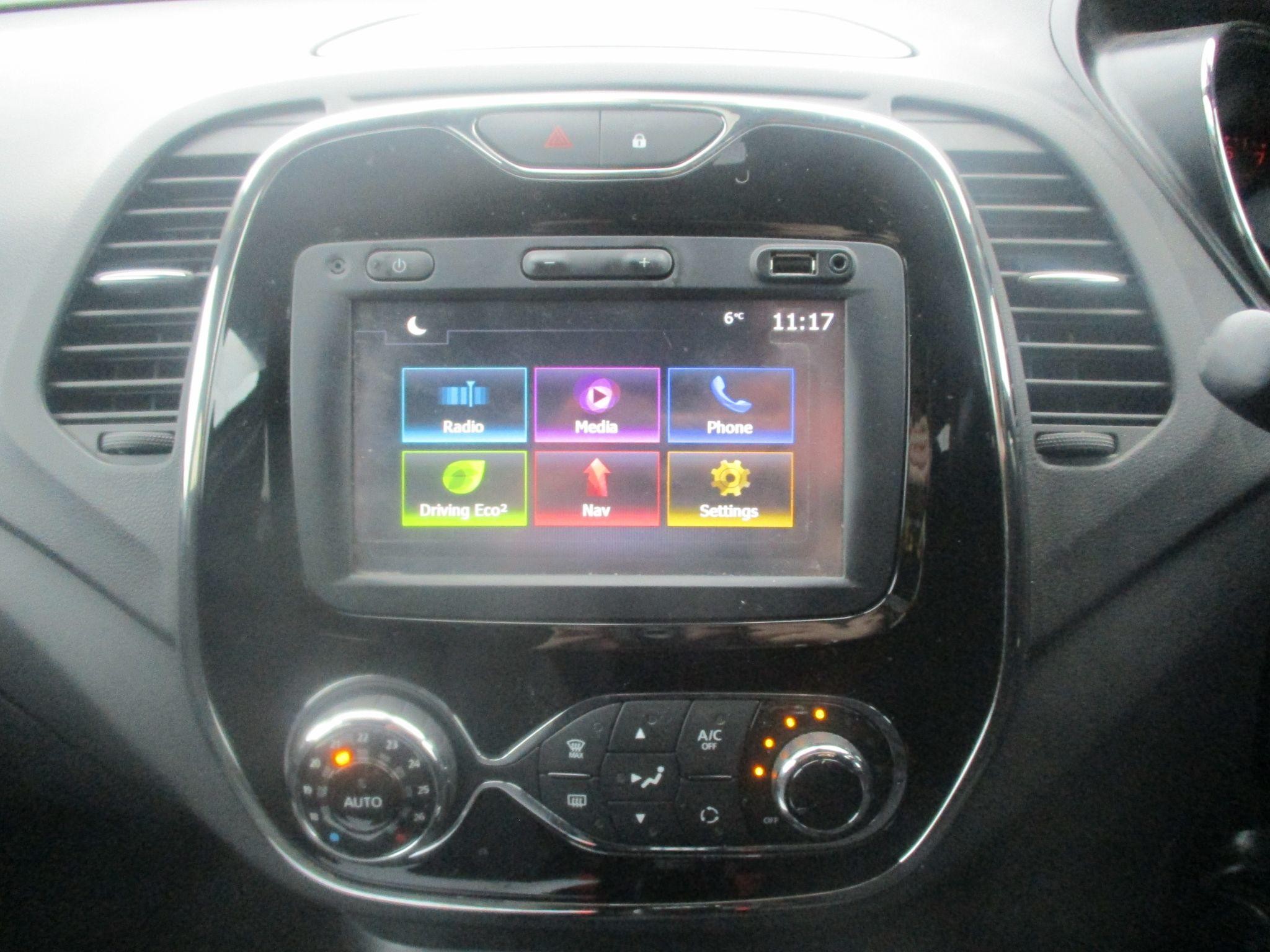 Renault Captur Image 18