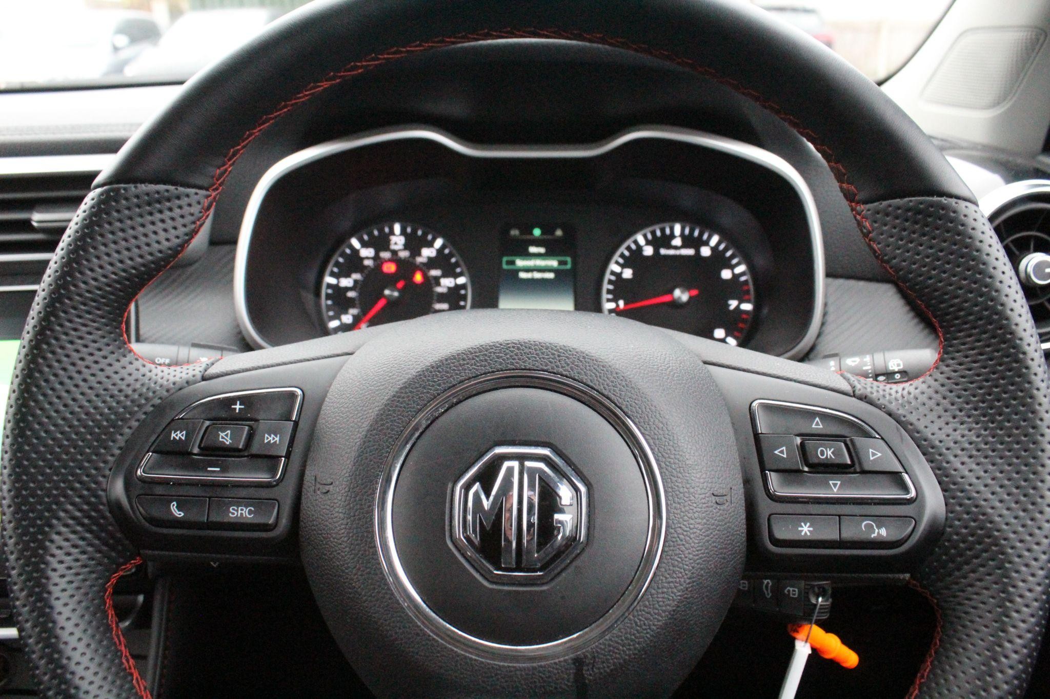 MG ZS Image 15