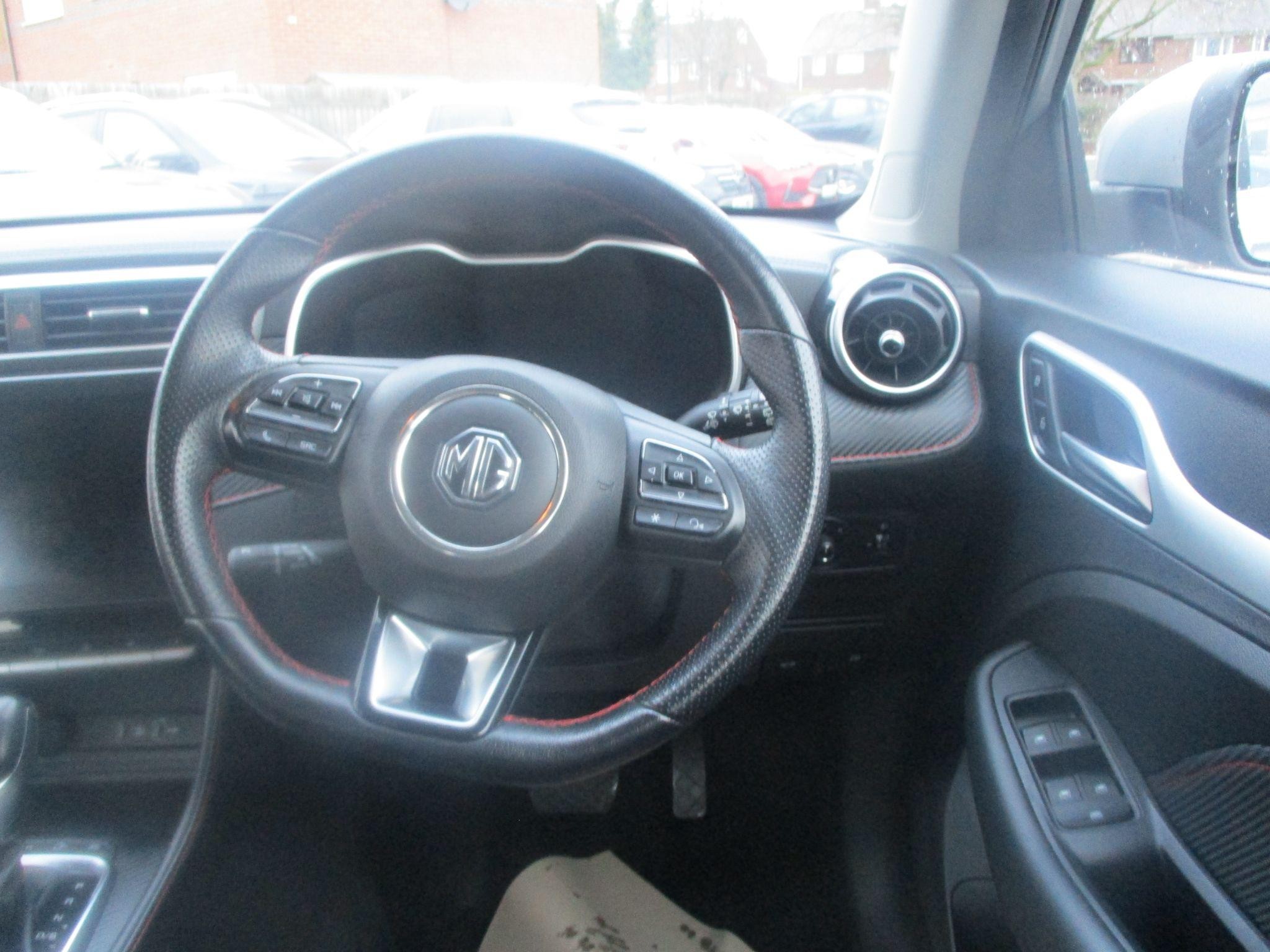 MG ZS Image 12