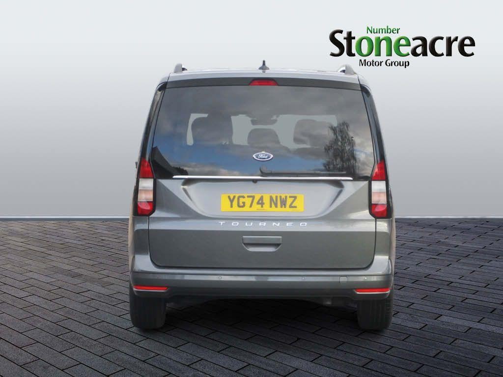 Ford Grand Tourneo Connect Image 4