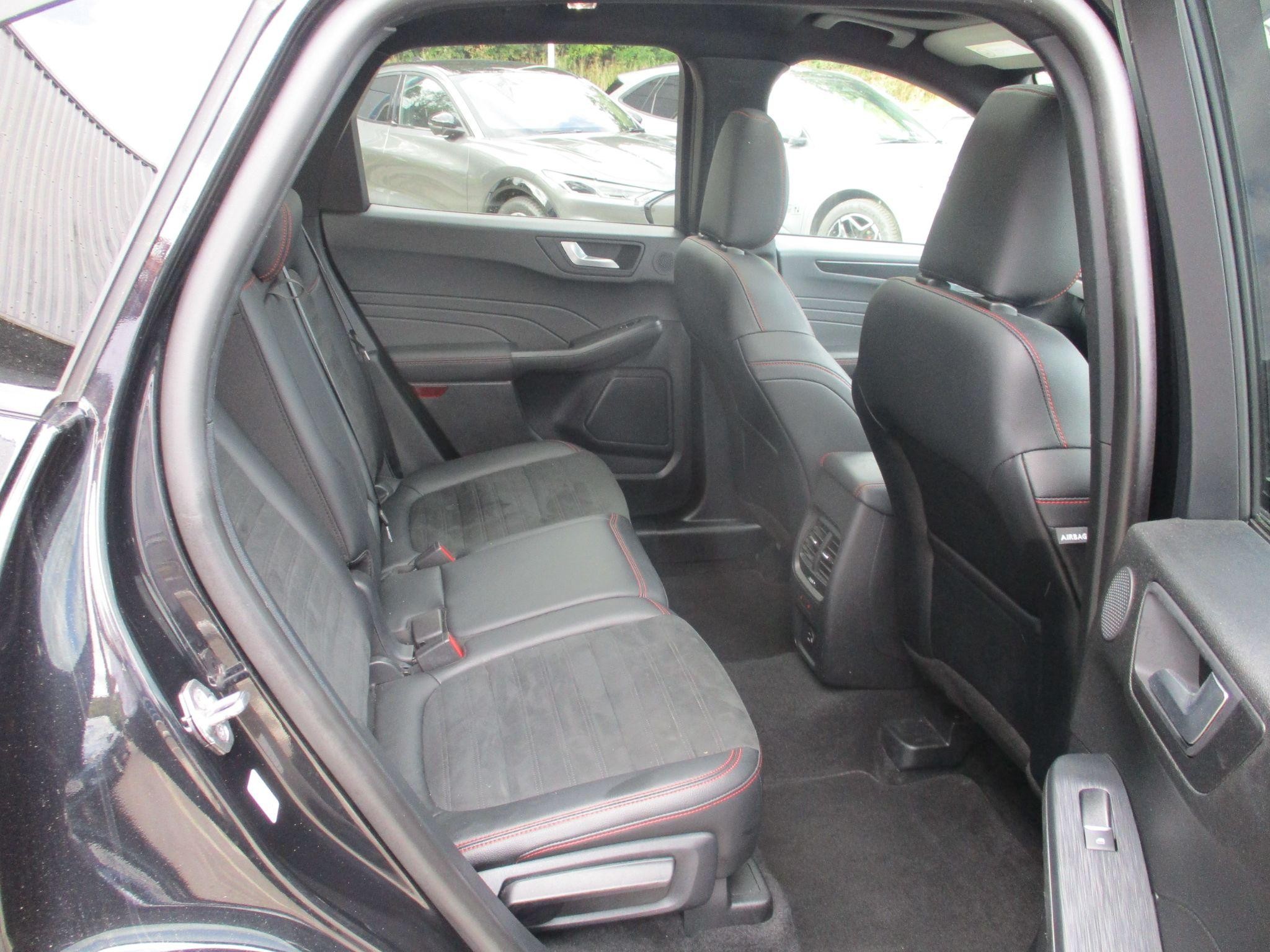 Ford Kuga Image 12