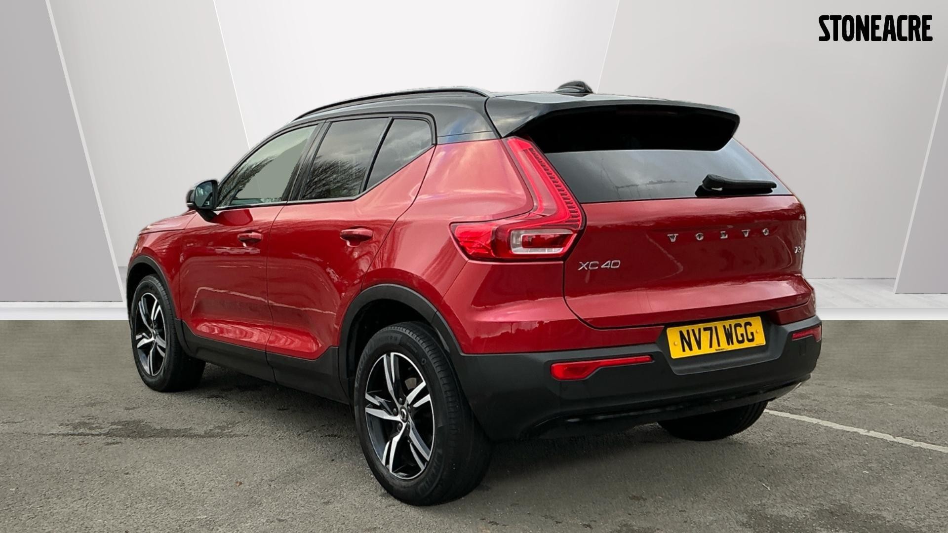 Volvo XC40 Image 2