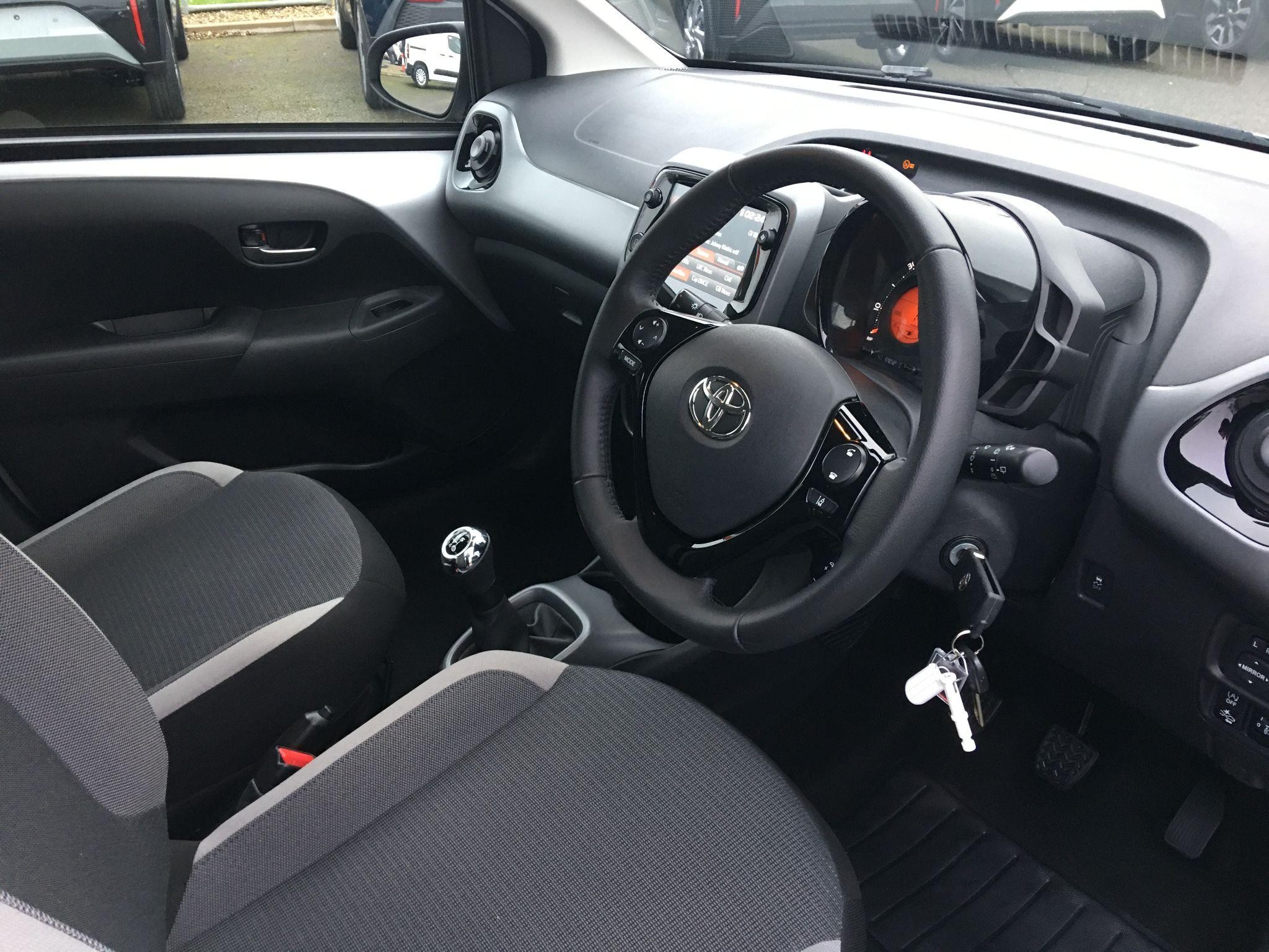 Toyota Aygo Image 13