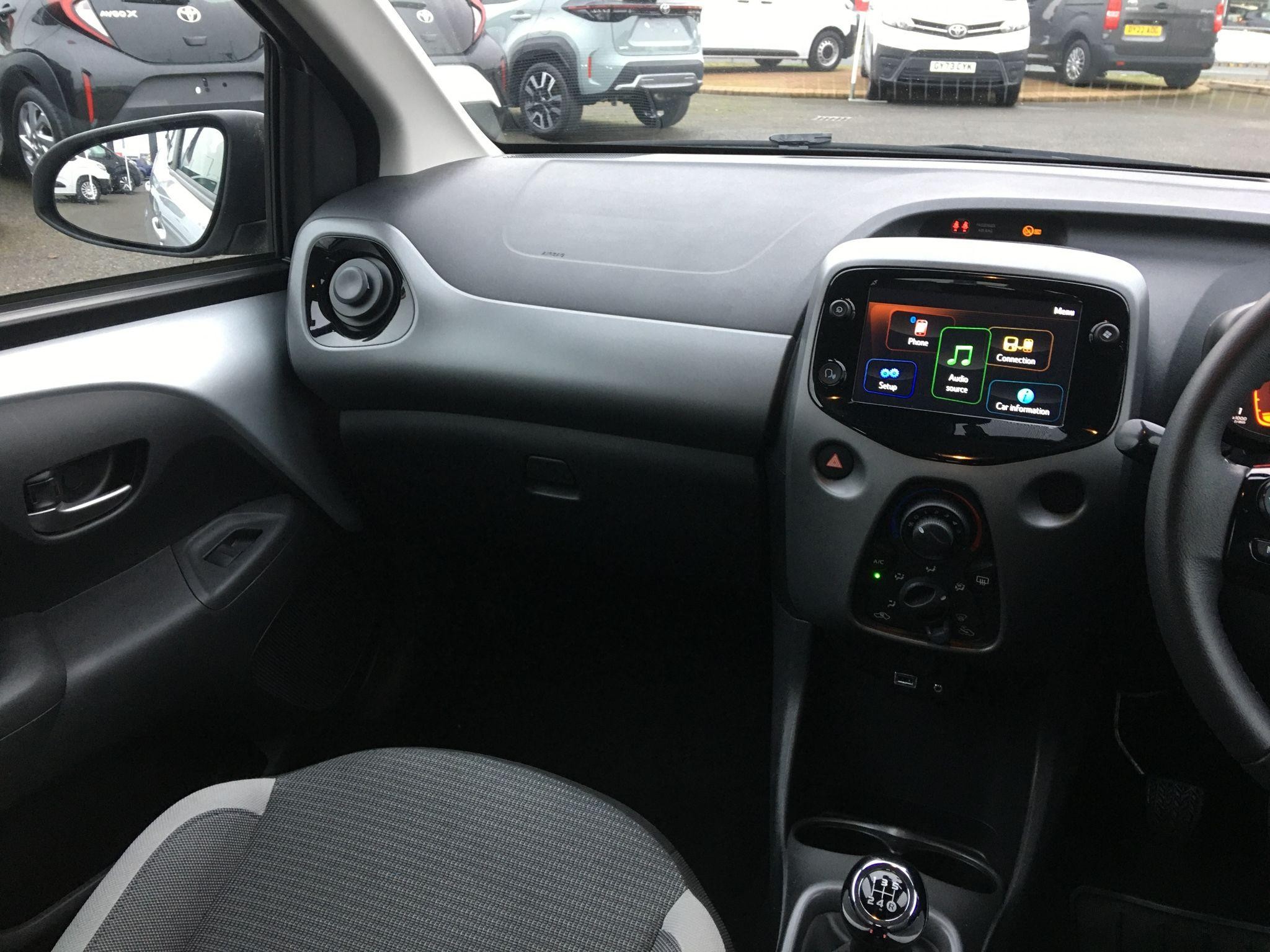 Toyota Aygo Image 18