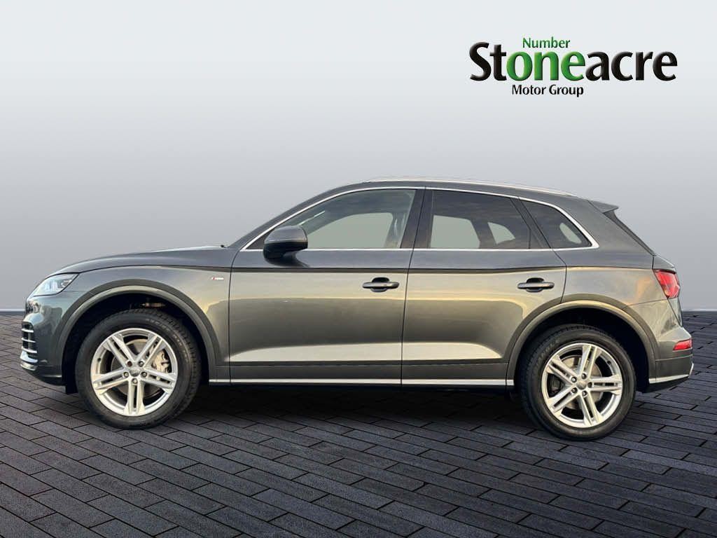 Audi Q5 Image 6