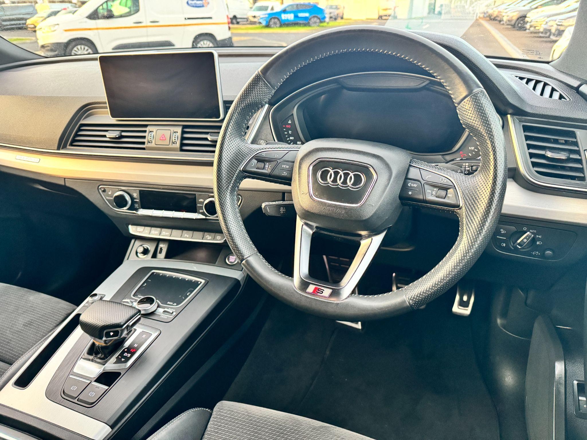 Audi Q5 Image 16