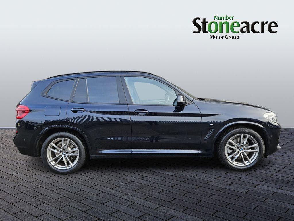 BMW X3 Image 2