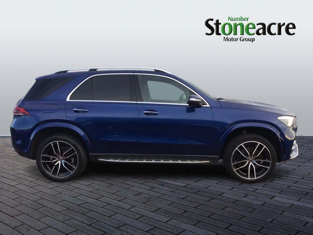 Mercedes-Benz GLE Image 2