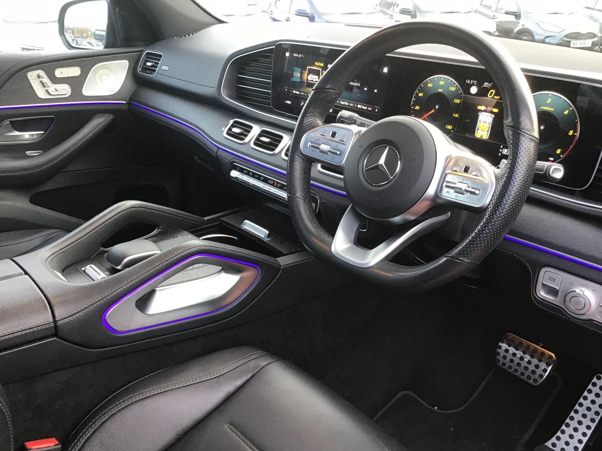 Mercedes-Benz GLE Image 13