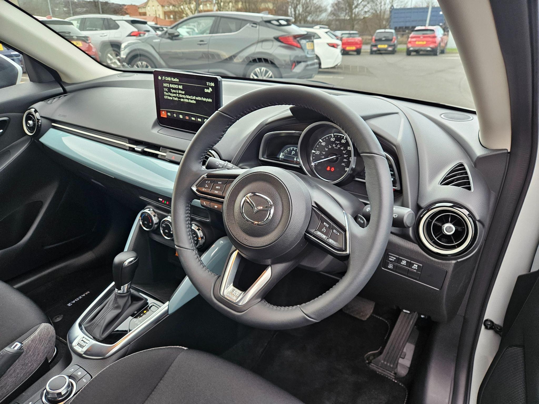 Mazda2 Image 11