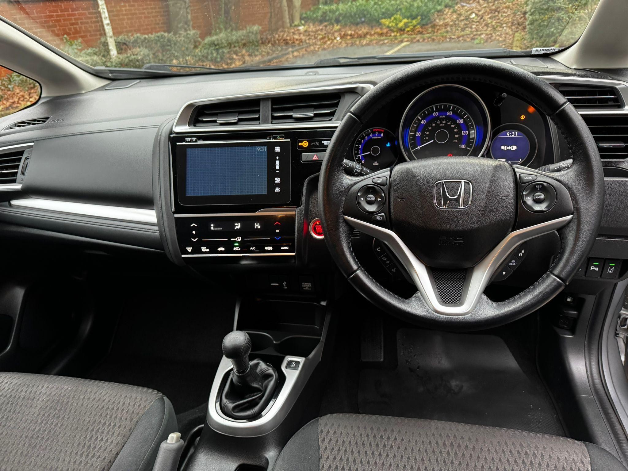 Honda Jazz Image 17