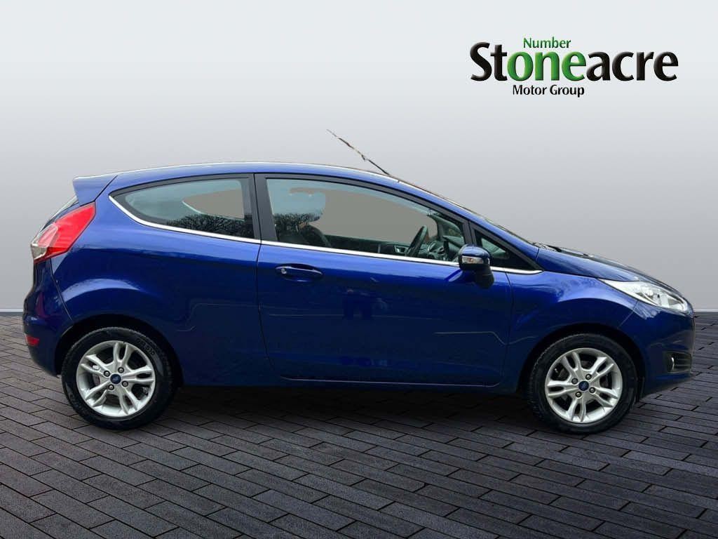 Ford Fiesta Image 2