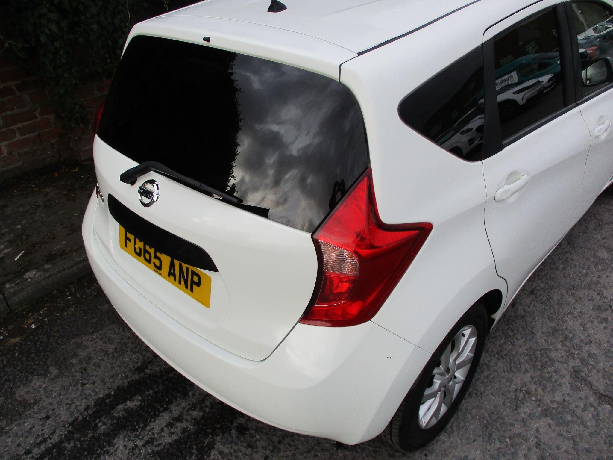 Nissan Note Image 9